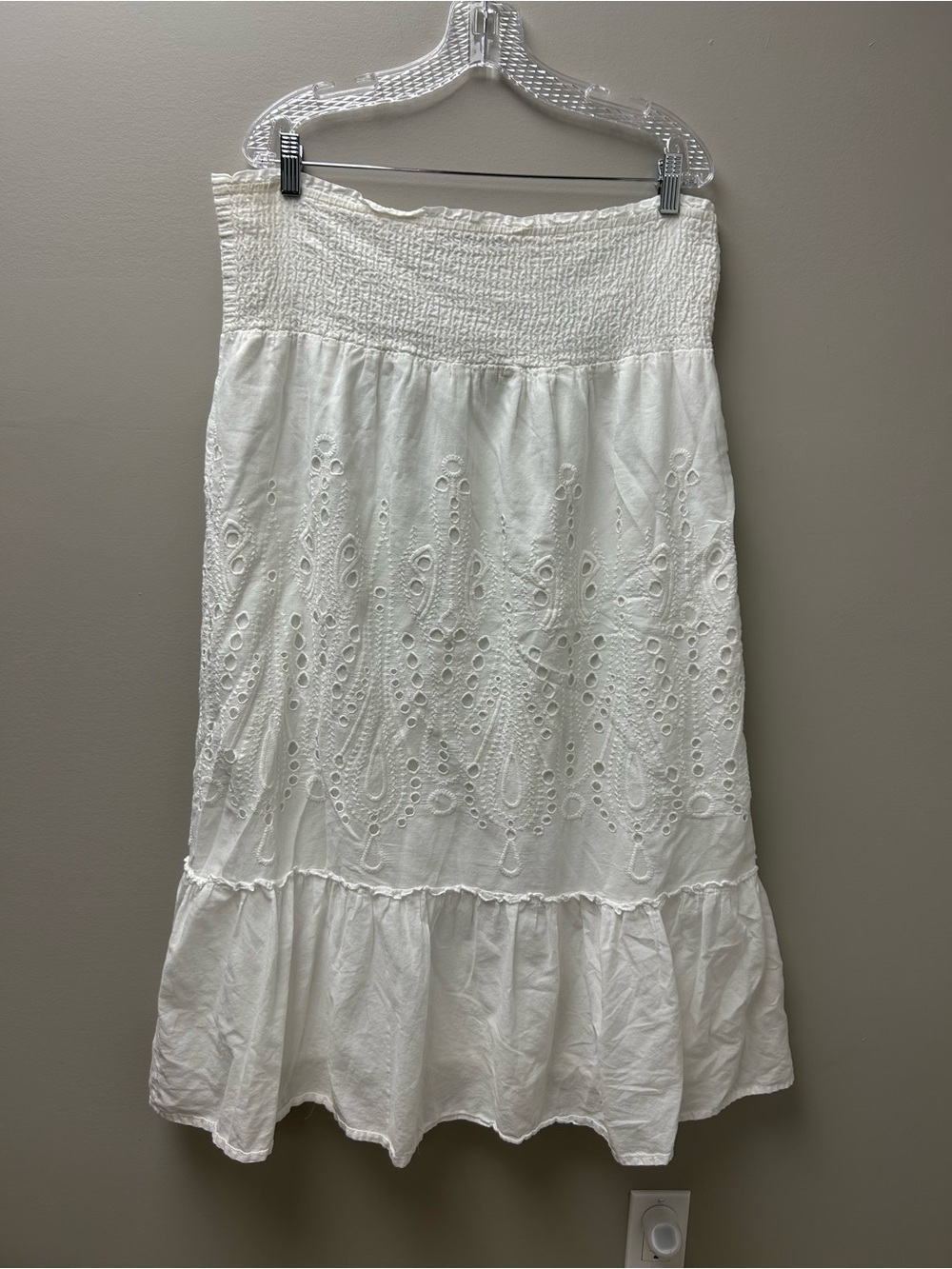 Smart Set Women’s White Floral Maxi Skirt